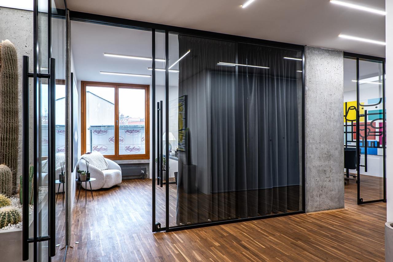 Kancelář Pure — detail kanceláře